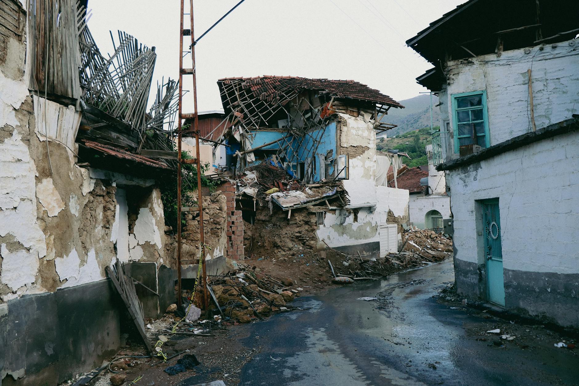 Seismographic equipment monitoring earthquake activity and aftershocks